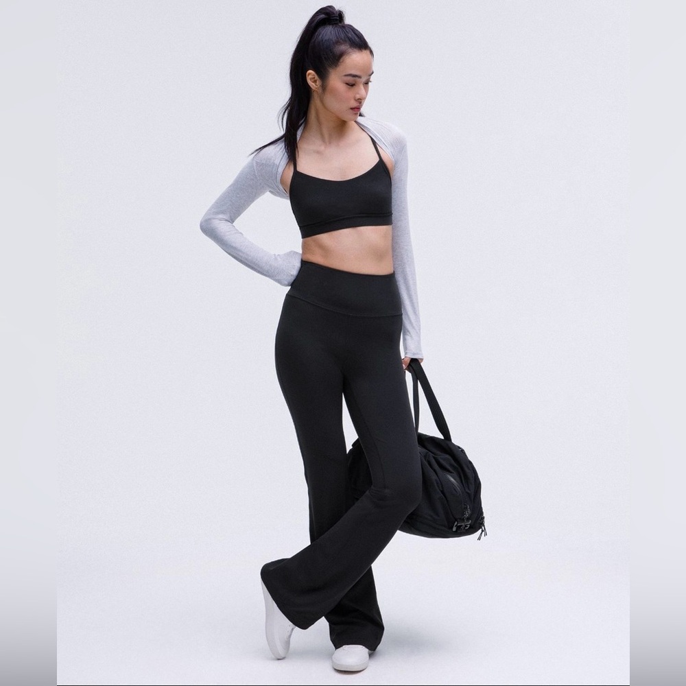 Lululemon Groove Nulu Super-High-Rise Flared Pant
Regular length size 8